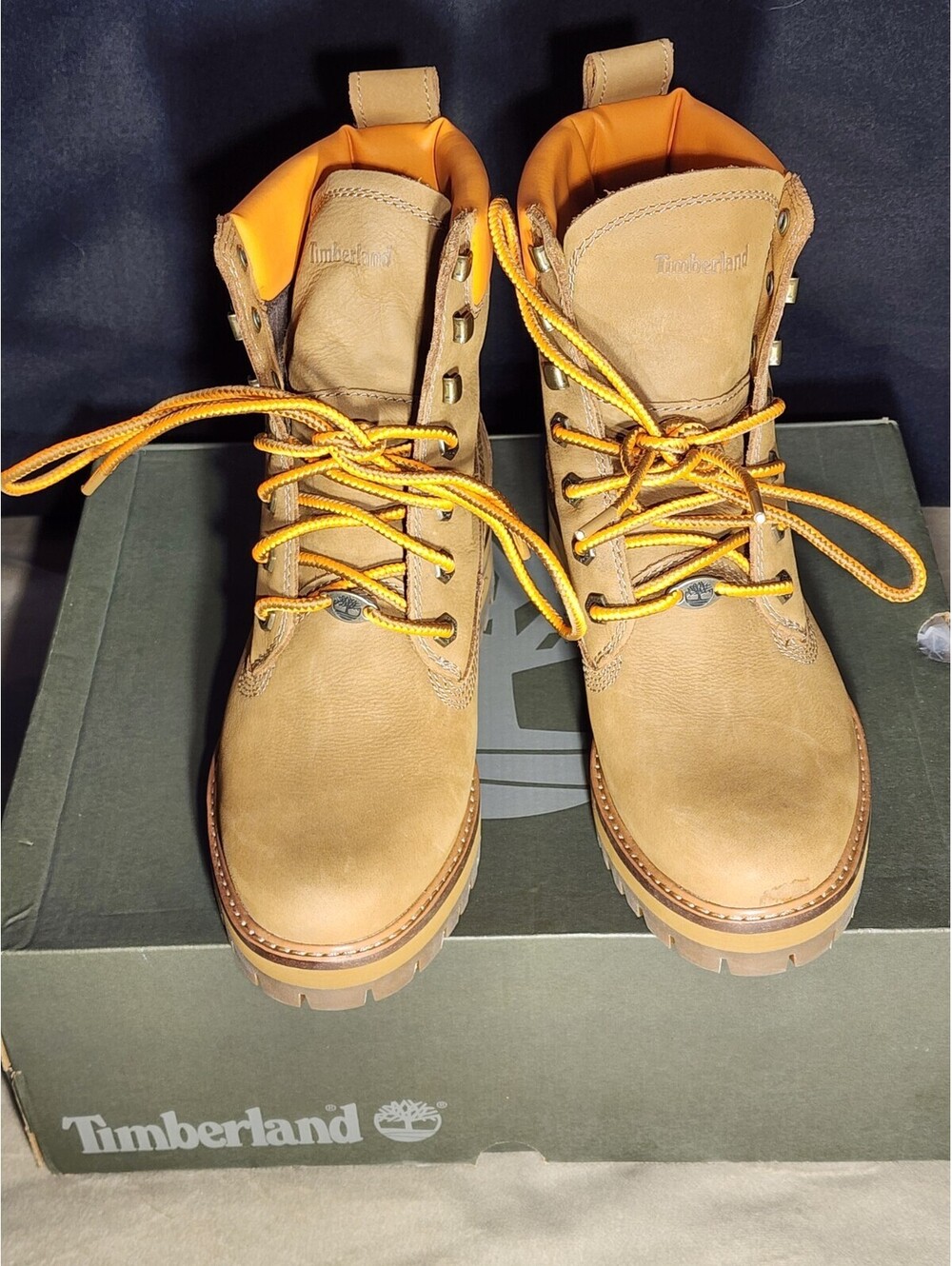 Timberland Courmayeur Valley Boot Women's Brown Nubuck Lace Up Rubber Sole 8m 39
